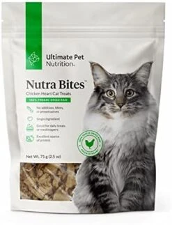 ULTIMATE PET NUTRITION Nutra Bites For Cats, Freeze Dried Raw Treats, Single Ingredient, Grain Free, Chicken Breast, 2.5 Ounce -Greenies Pet Store 41e5NBabF9L. AC