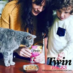 INABA Twin Packs Side Dish For Cats - Tuna & Chicken Recipe In Tuna Broth (8-2 Packs) 14 INABA Twin Packs Side Dish For Cats - Tuna & Chicken Recipe In Tuna Broth (8-2 Packs) -Greenies Pet Store 51JR7Z7yfDL