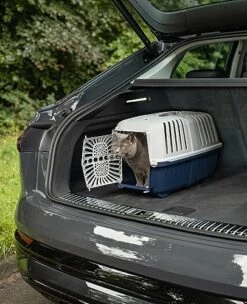 Lionto Plastic Transport Box For Dogs And Cats 48 X 31.5 X 33 Cm Dark Blue -Greenies Pet Store 51yh8EQhOjL